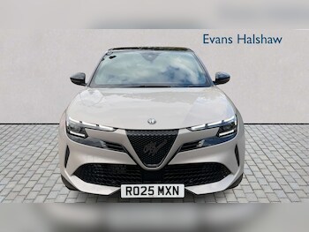 Used Alfa Romeo Junior 2025 for sale - 77861658: Photo