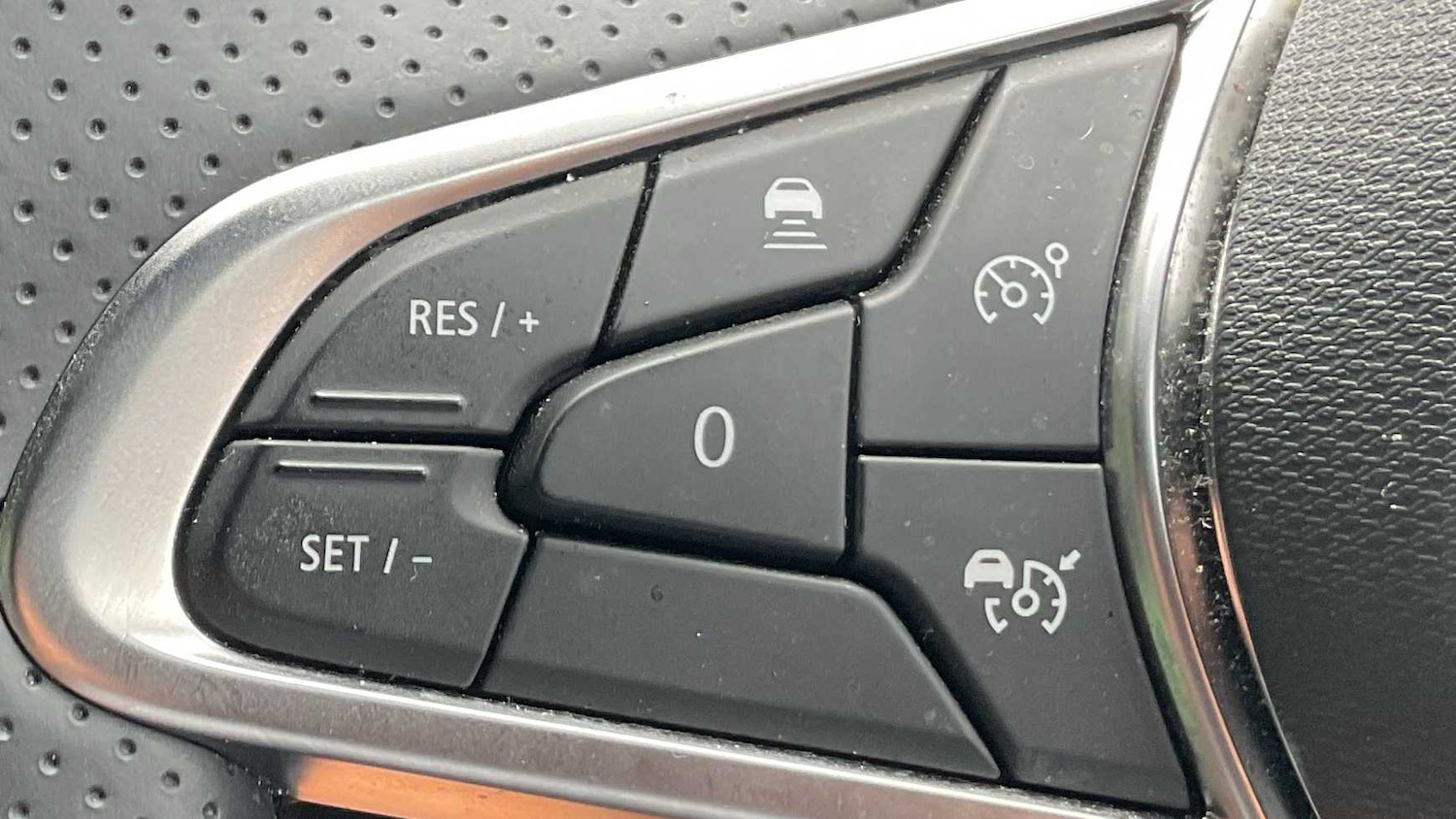 Used Renault Clio 2024 for sale - 78060313: Photo 11