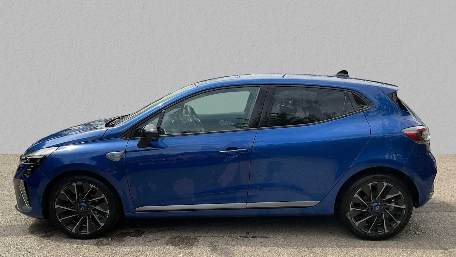 Used Renault Clio 2024 for sale - 78060313: Photo 6