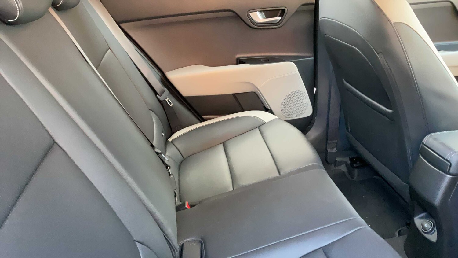 Used Kia Stonic 2019 for sale - 78052396: Photo 12