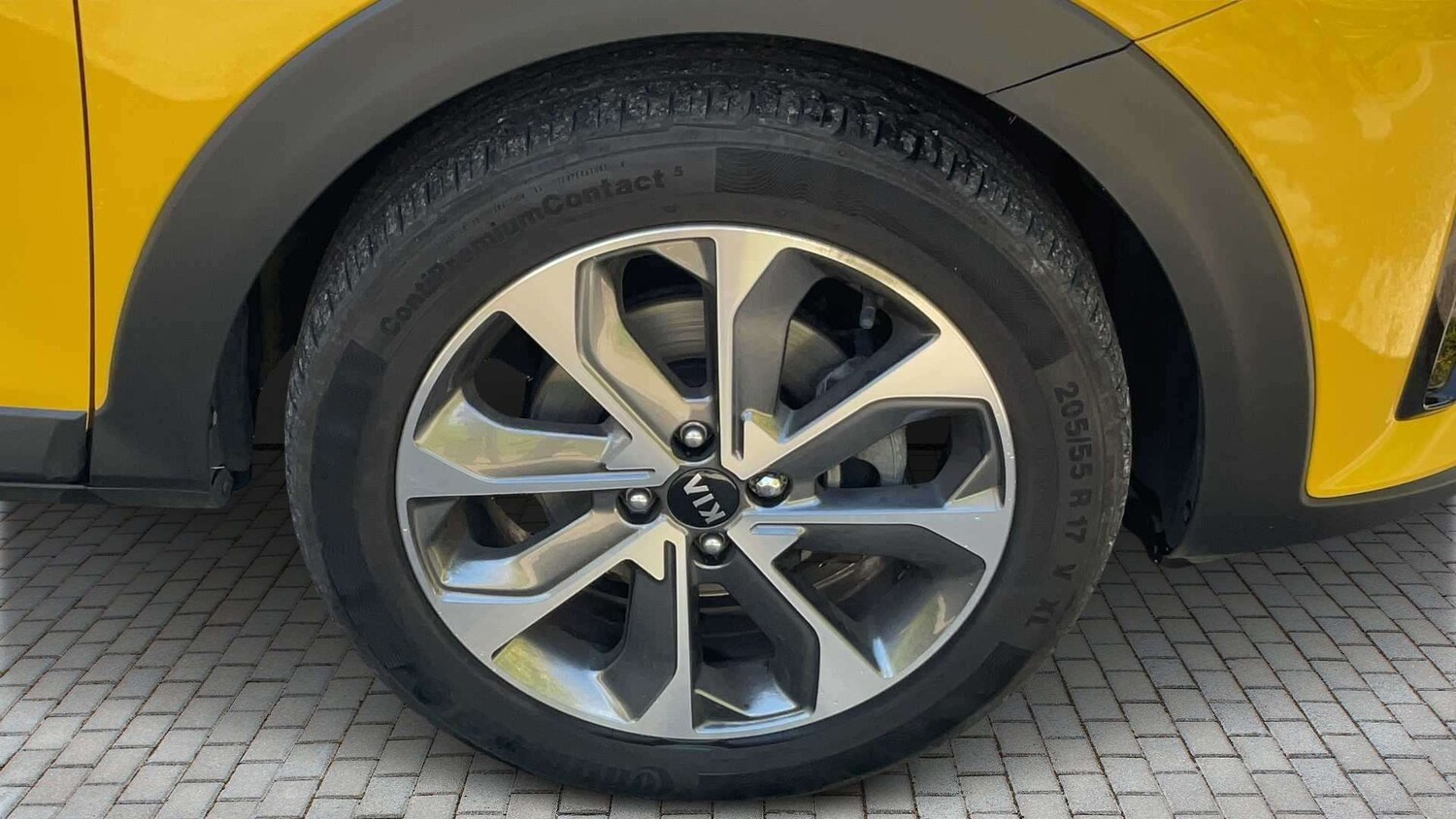 Used Kia Stonic 2019 for sale - 78052396: Photo 6