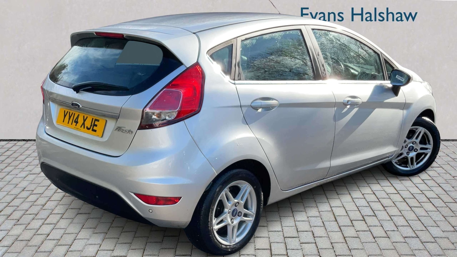 Used Ford Fiesta for sale - 77885968: Photo 2