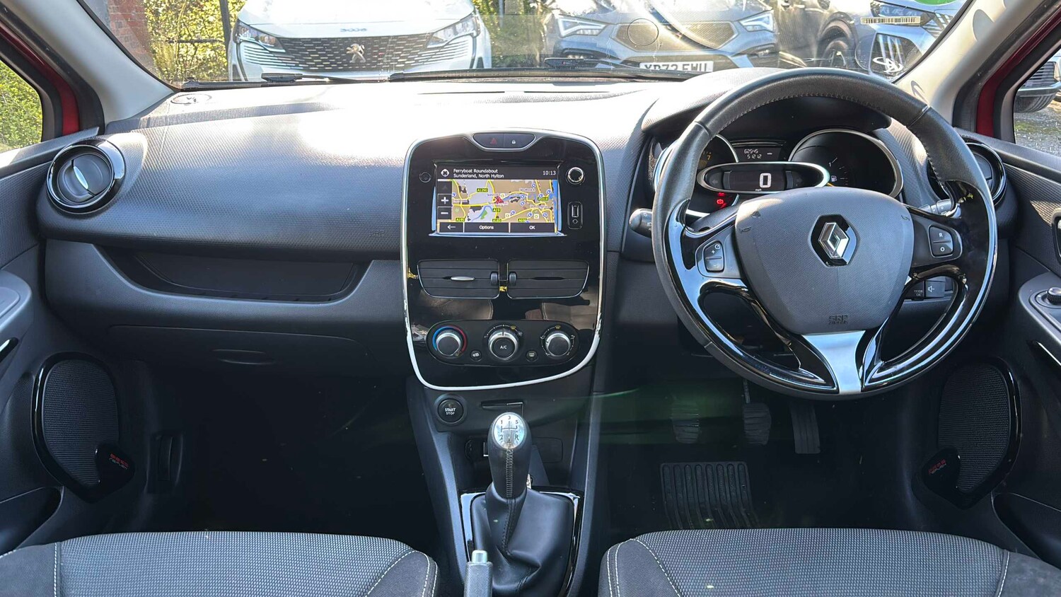 Used Renault Clio 2015 for sale - 78161225: Photo 11