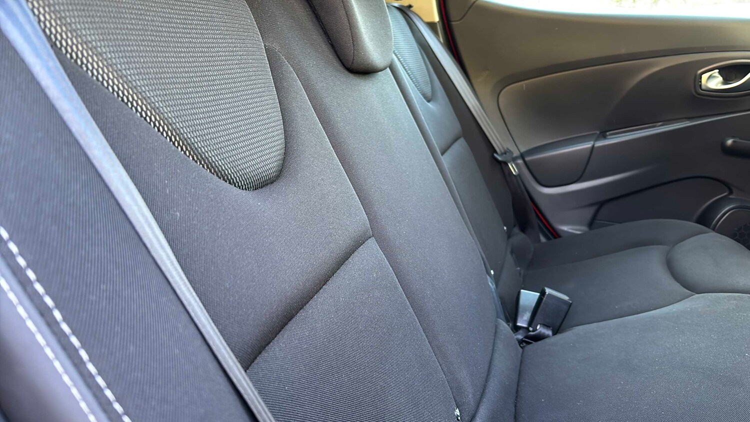 Used Renault Clio 2015 for sale - 78161225: Photo 12