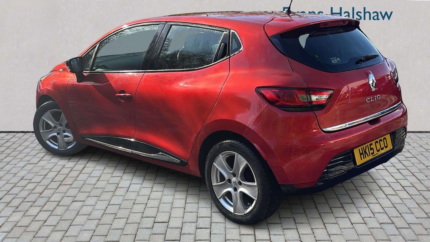 Used Renault Clio 2015 for sale - 78161225: Photo 2