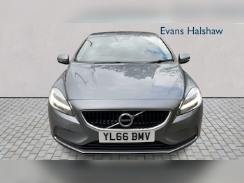 Used Volvo V40 2017 for sale - 78591712: Photo