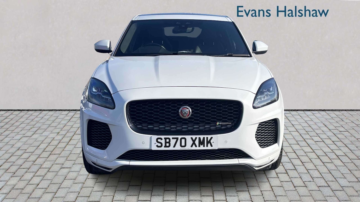 Used Jaguar E-Pace 2020 for sale - 77913876: Photo 2