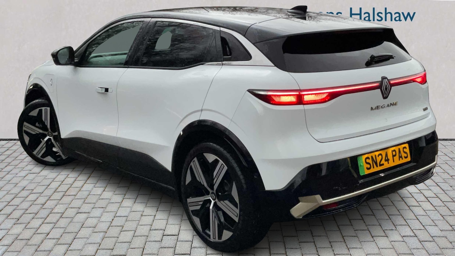 Used Renault Megane E Tech for sale - 77860422: Photo 2