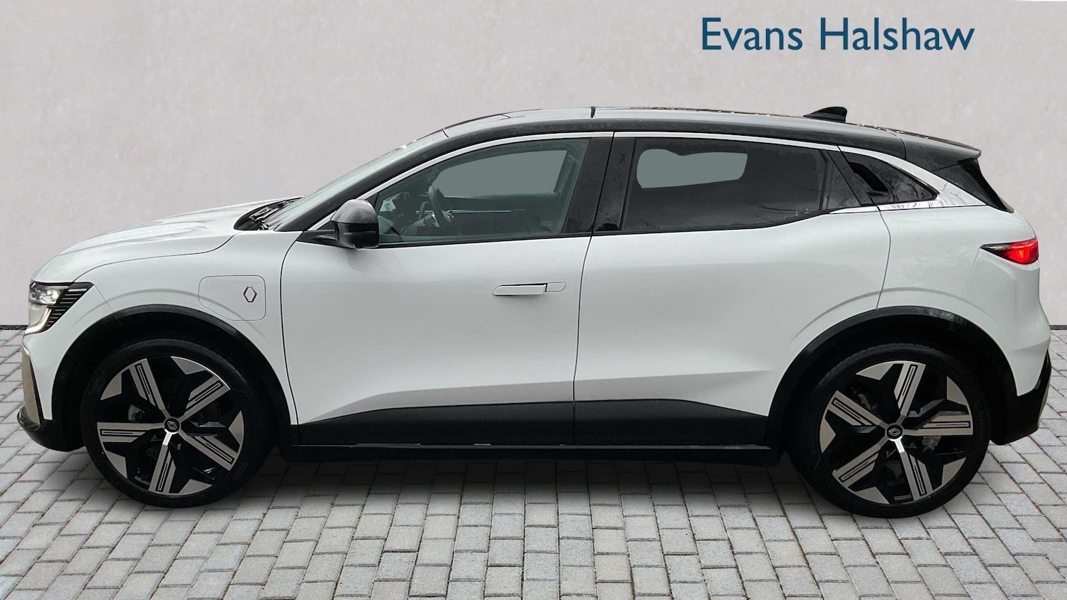 Used Renault Megane E Tech for sale - 77860422: Photo 3