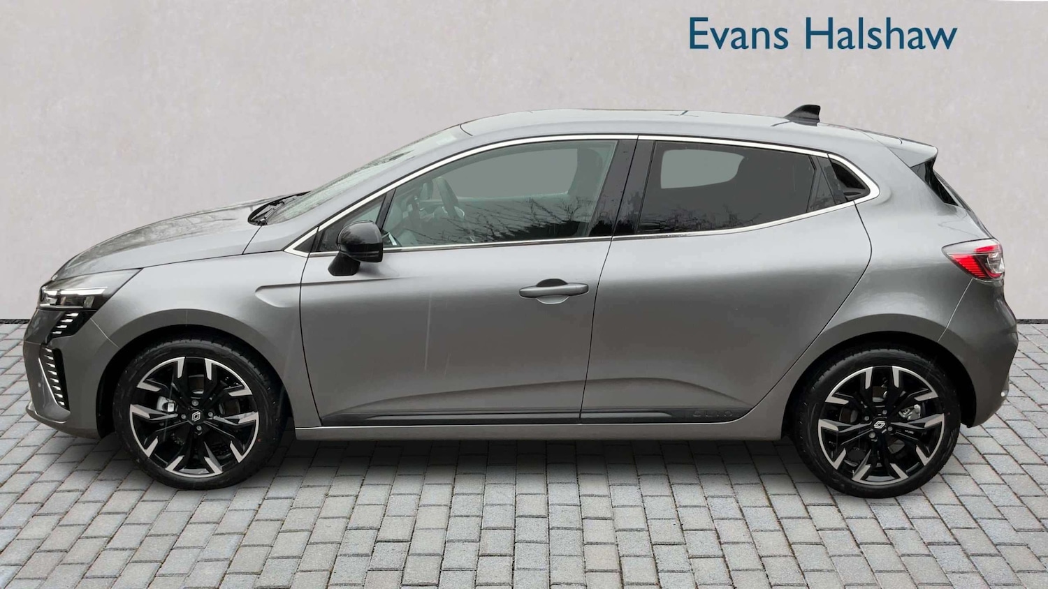 Used Renault Clio 2026 for sale - 78010382: Photo 3