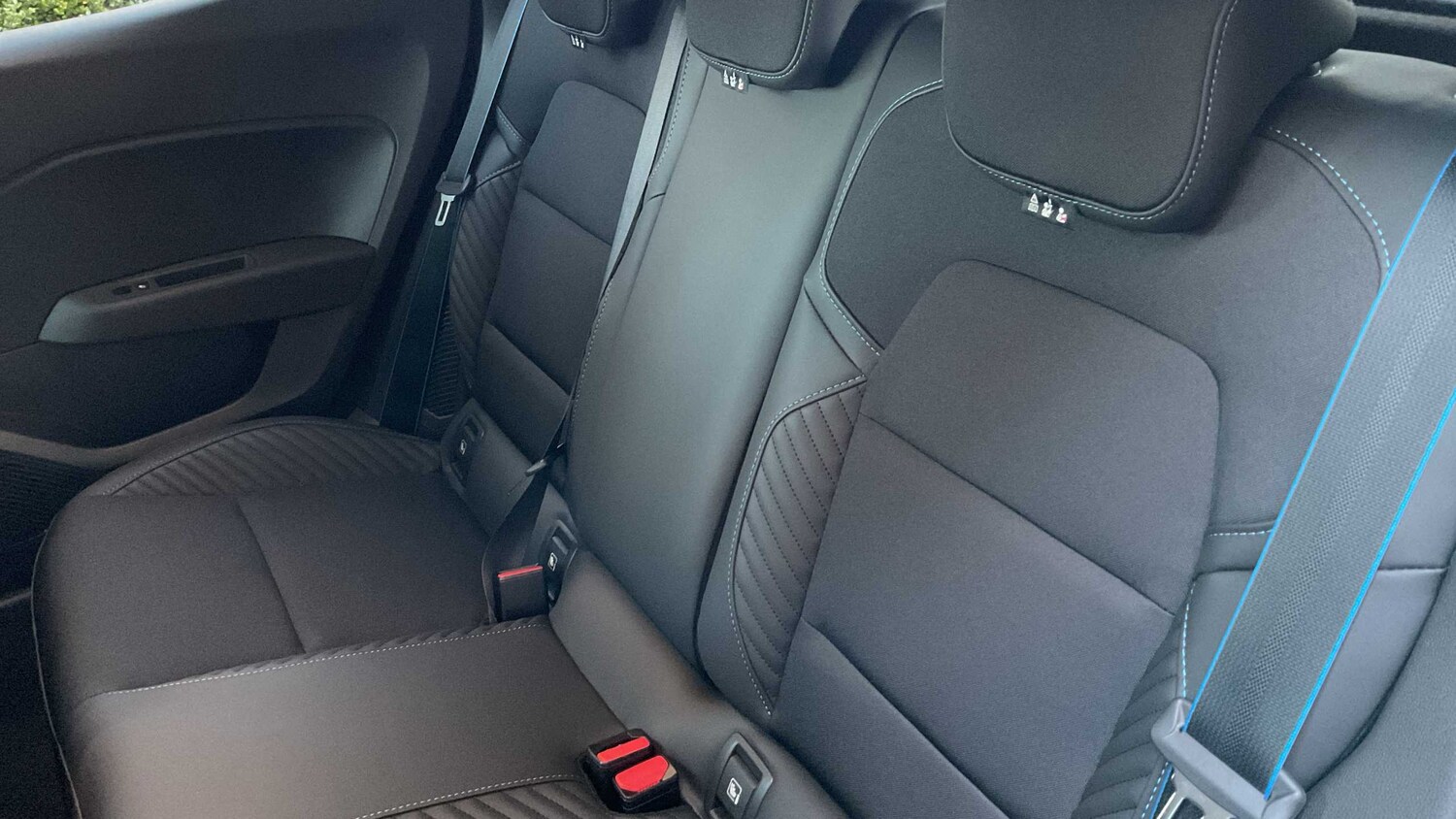 Used Renault Clio for sale - 77860922: Photo 18