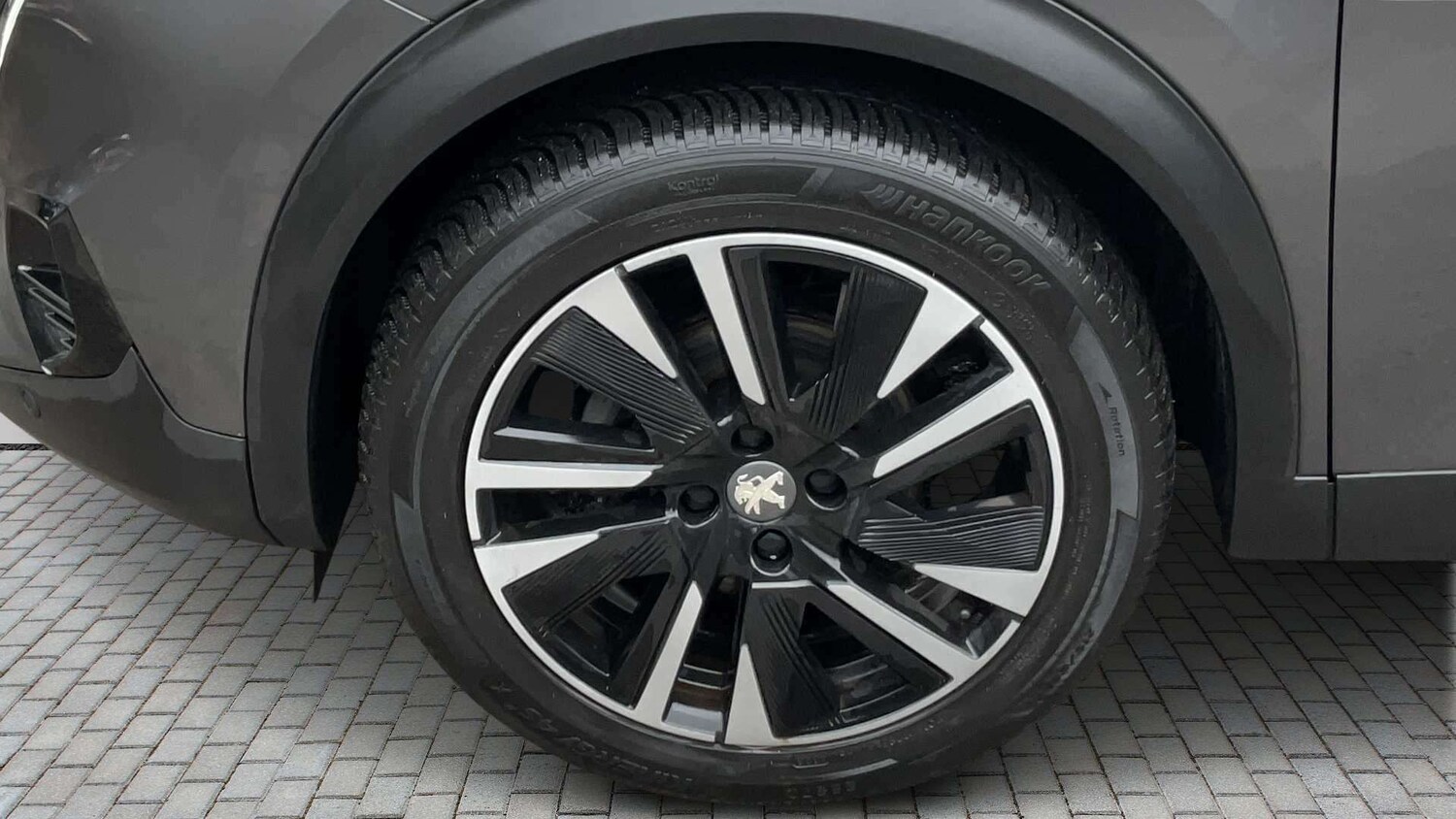 Used Peugeot 2008 2020 for sale - 77858242: Photo 6