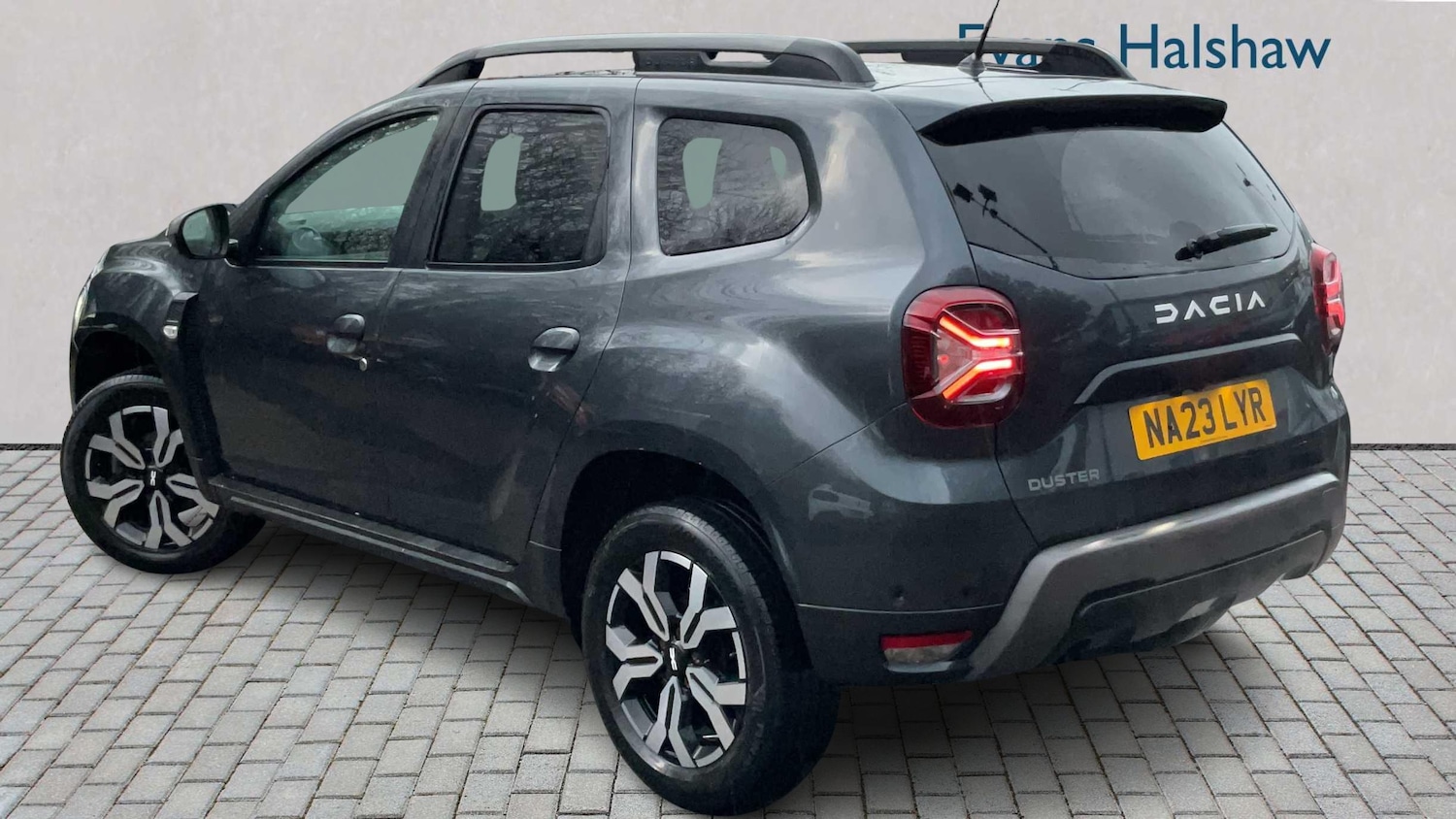 Used Dacia Duster 2023 for sale - 77943210: Photo 2