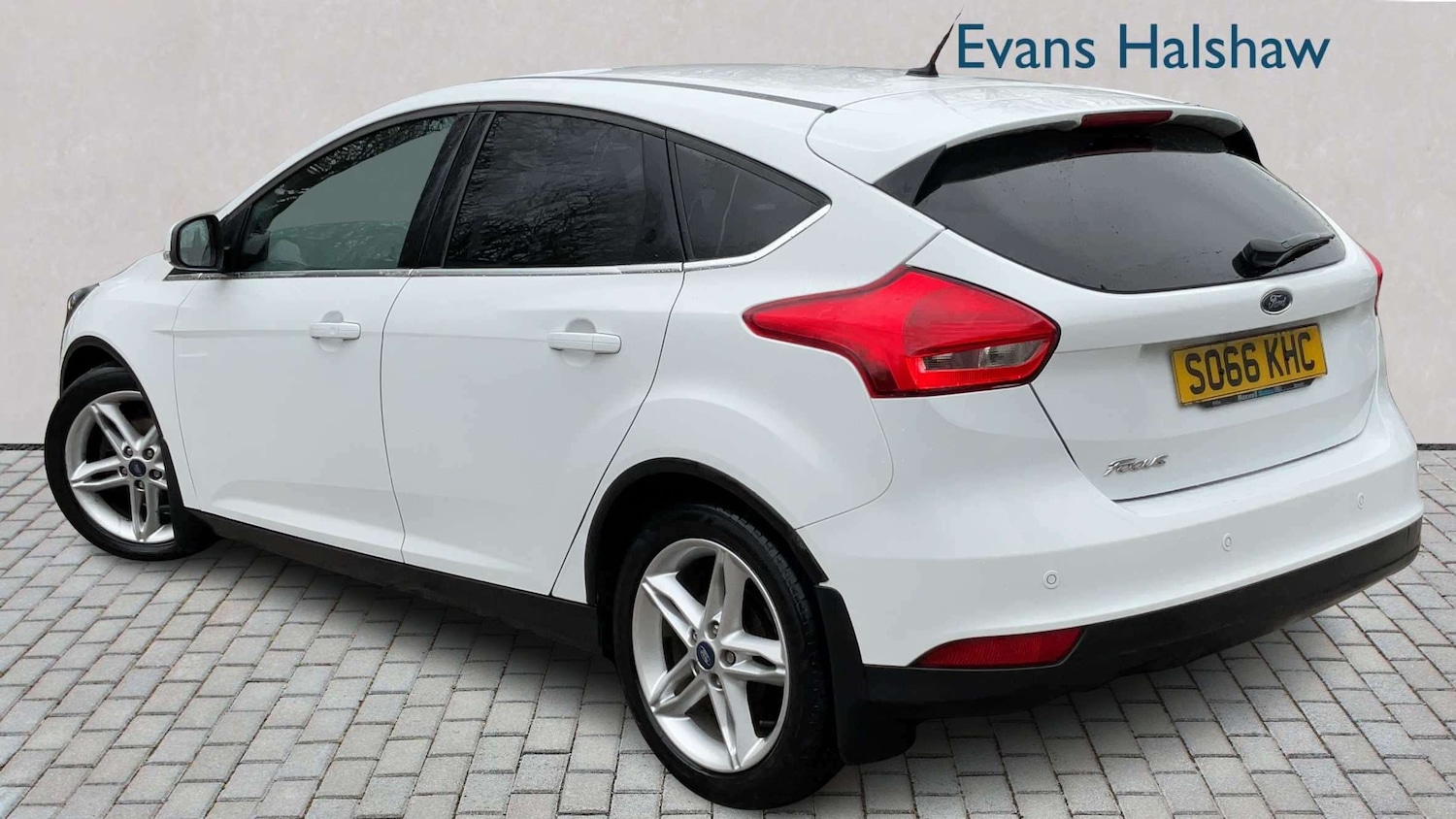 Used Ford Focus 2016 for sale - 77858757: Photo 2