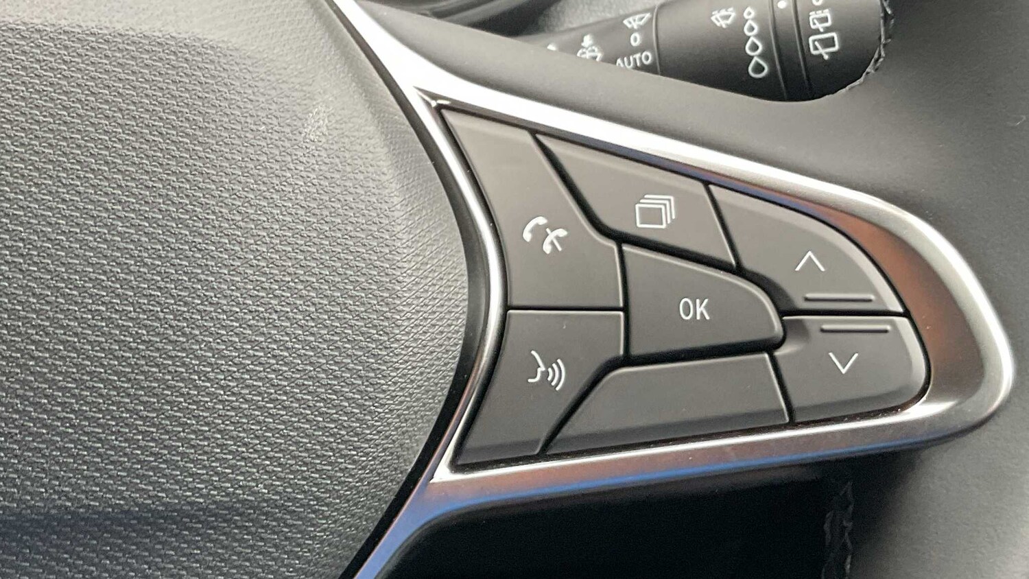 Used Renault Clio 2025 for sale - 77858224: Photo 20