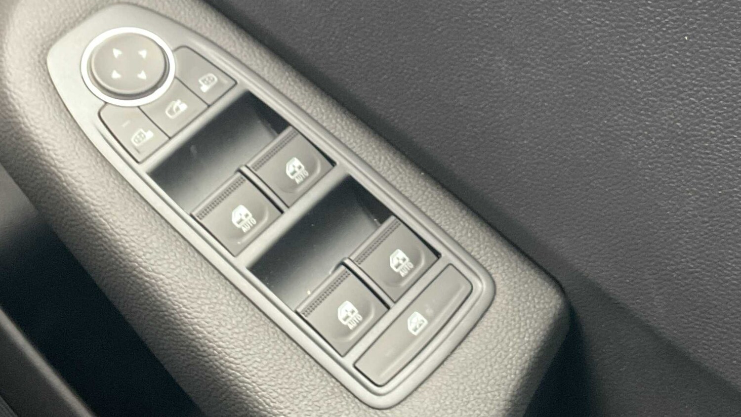 Used Renault Clio 2025 for sale - 77858224: Photo 28