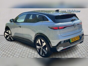 Used Renault Megane E Tech 2025 for sale - 78451758: Photo