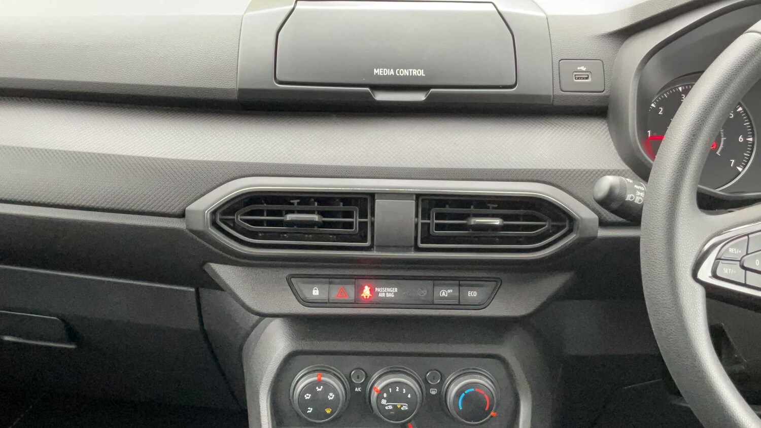 Used Dacia Sandero 2022 for sale - 77859028: Photo 11