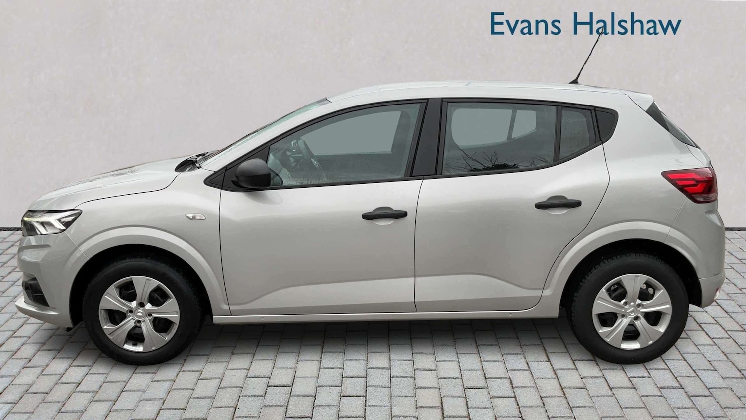 Used Dacia Sandero 2022 for sale - 77859028: Photo 3