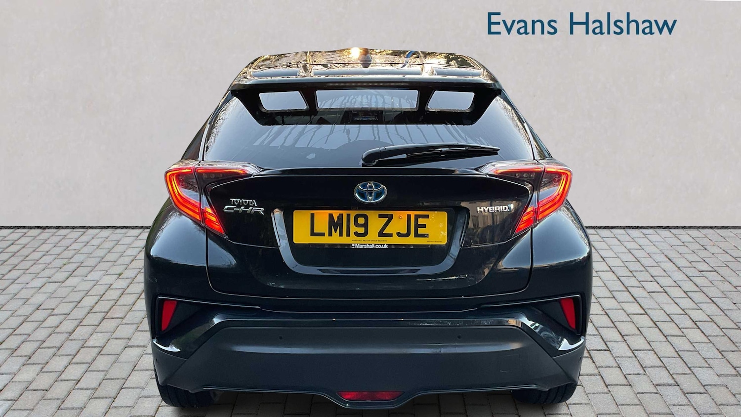 Used Toyota C-HR for sale - 77860588: Photo 5