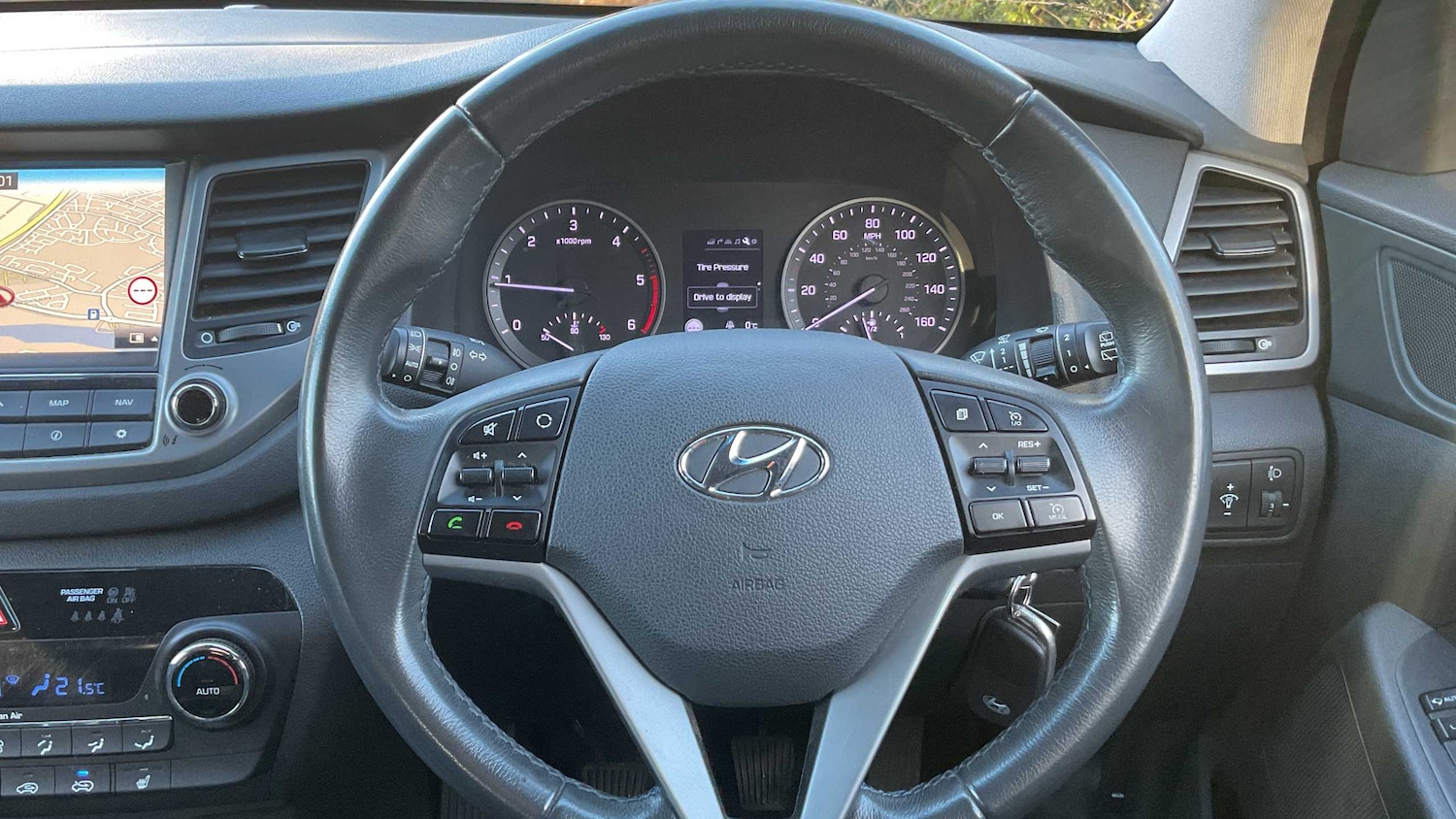 Used Hyundai TUCSON 2017 for sale - 77928415: Photo 9