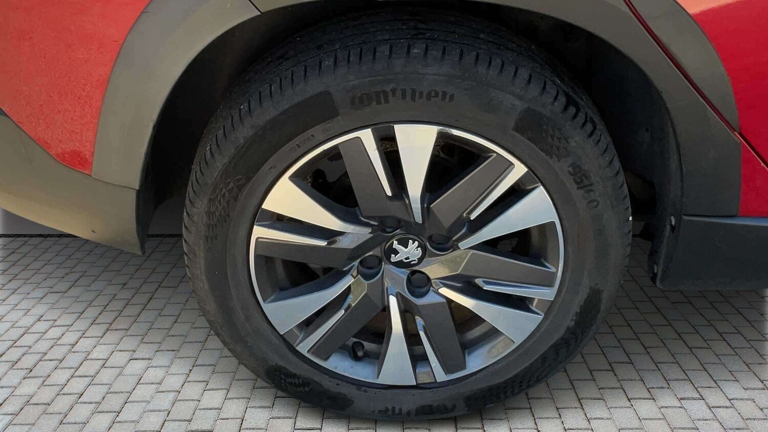 Used Peugeot 2008 2018 for sale - 77943309: Photo 6