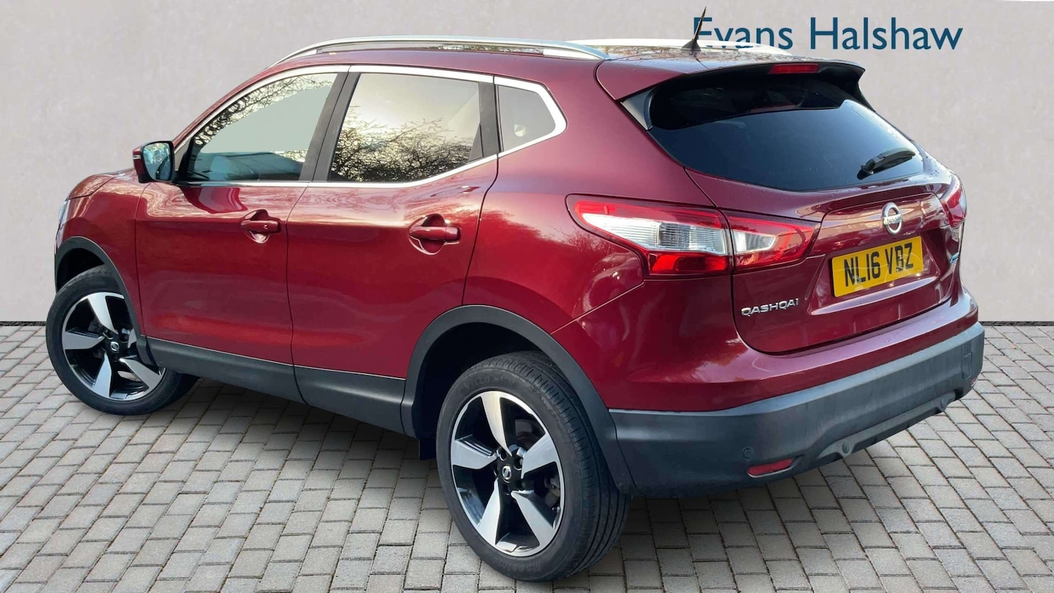 Used Nissan Qashqai 2016 for sale - 78089574: Photo 2