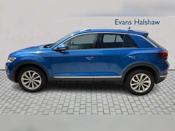 Used Volkswagen T-Roc 2023 for sale - 79051649: Photo
