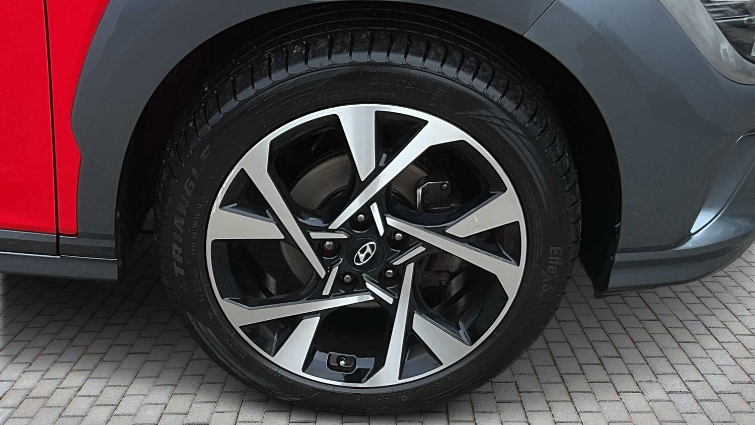 Used Hyundai KONA 2022 for sale - 77857972: Photo 6