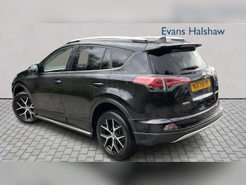 Used Toyota RAV4 2017 for sale - 79270777: Photo