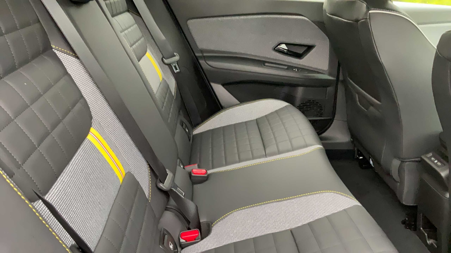 Used Renault 4 2026 for sale - 78024204: Photo 12