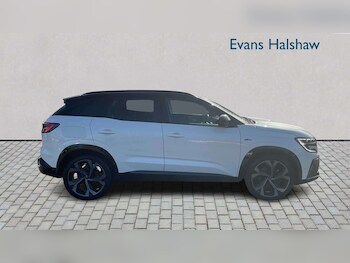 Used Renault Austral 2023 for sale - 78234182: Photo