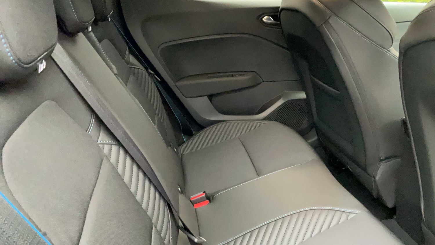 Used Renault Clio 2026 for sale - 78090111: Photo 12