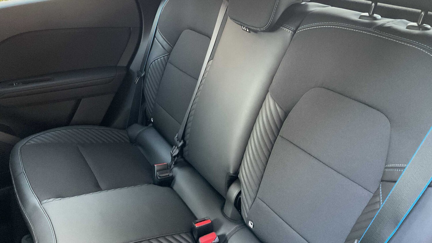 Used Renault Captur for sale - 77860220: Photo 18