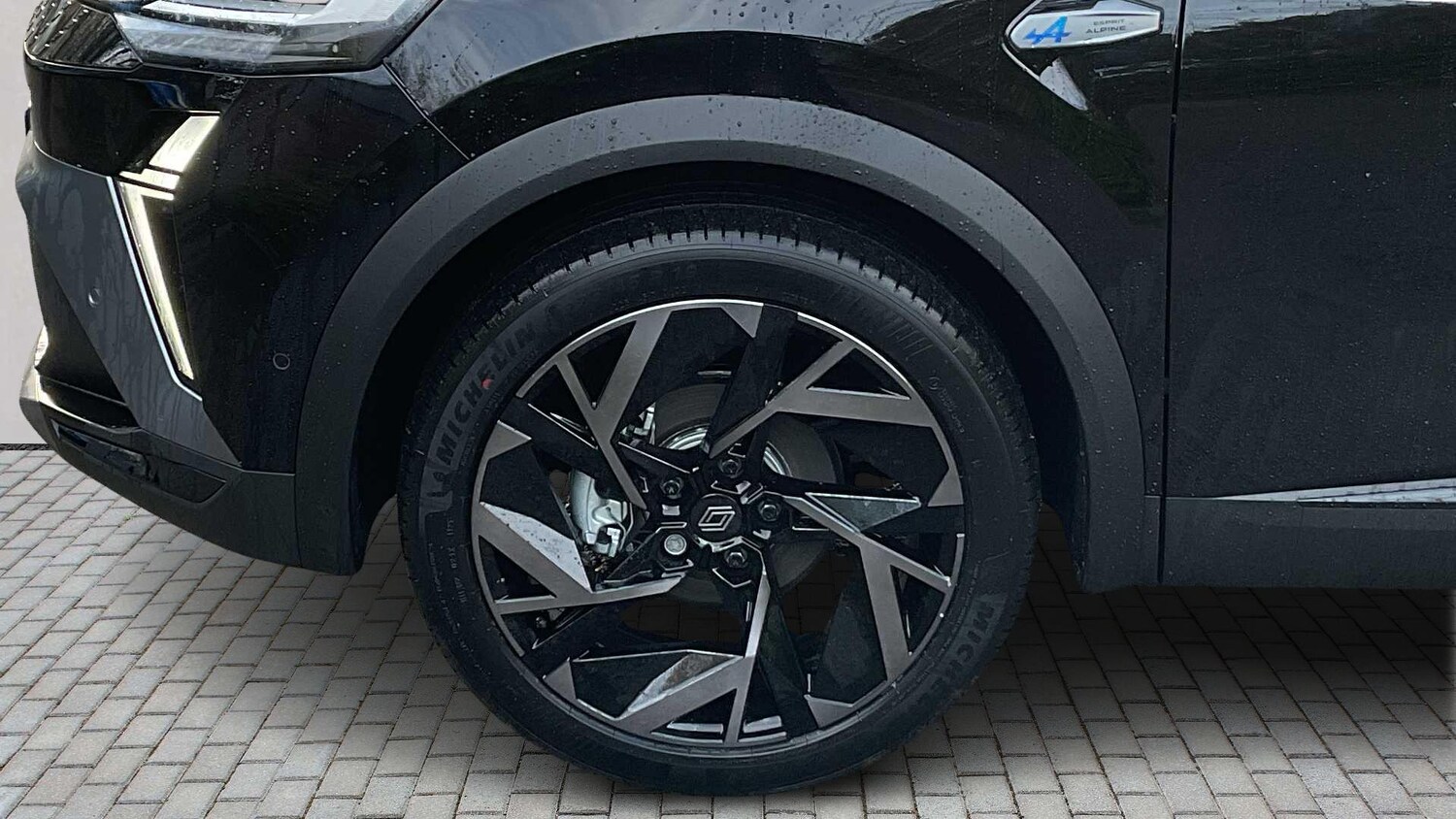 Used Renault Captur for sale - 77860220: Photo 8