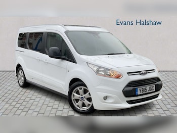 Used Ford Grand Tourneo Connect 2015 for sale - 79282390: Photo