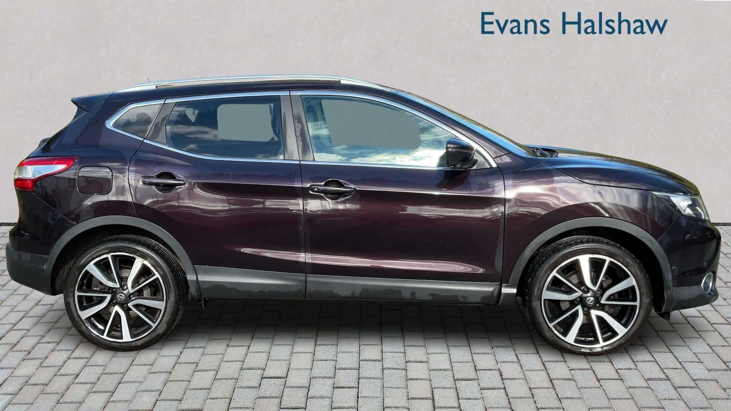 Used Nissan Qashqai for sale - 77859435: Photo 2