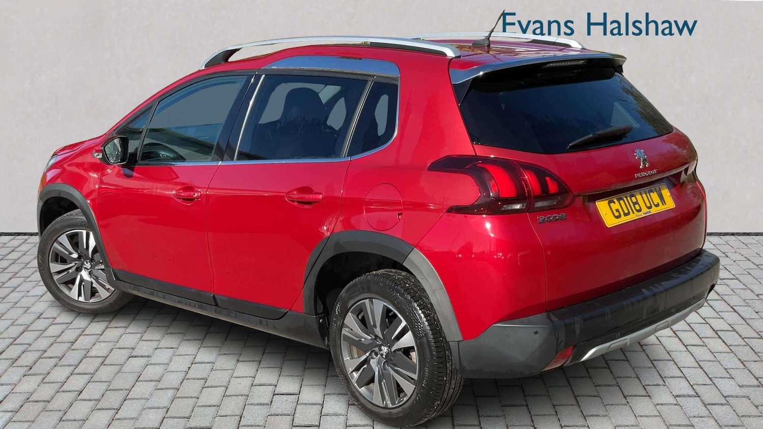 Used Peugeot 2008 2018 for sale - 78118660: Photo 2