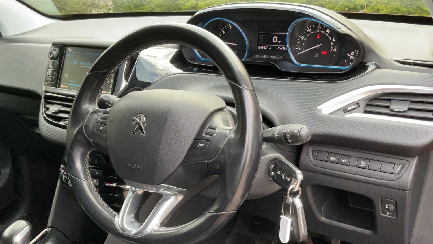 Used Peugeot 2008 2018 for sale - 78118660: Photo 7