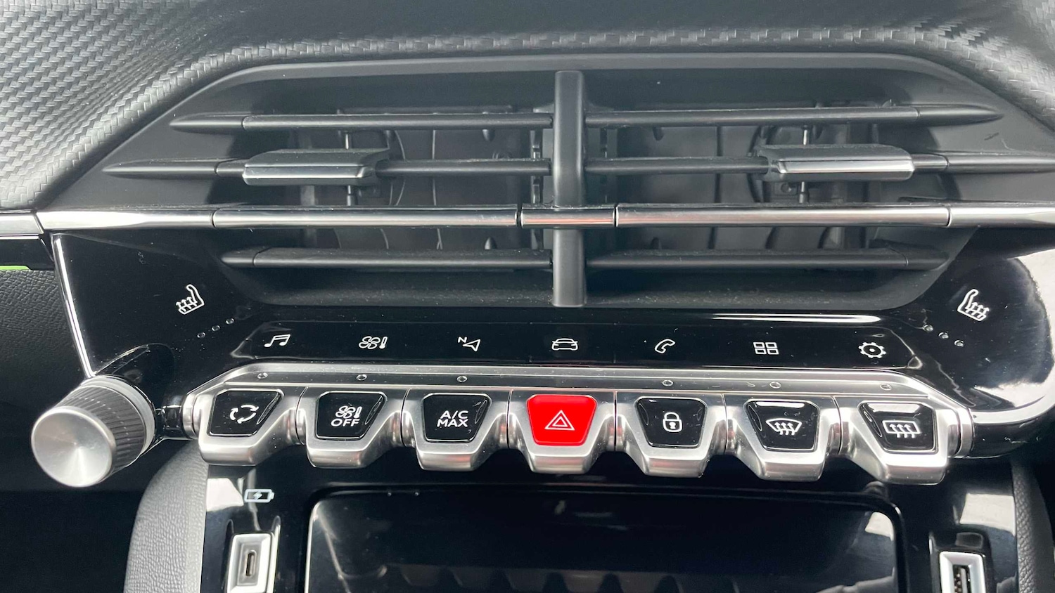 Used Peugeot 2008 2023 for sale - 77928690: Photo 11