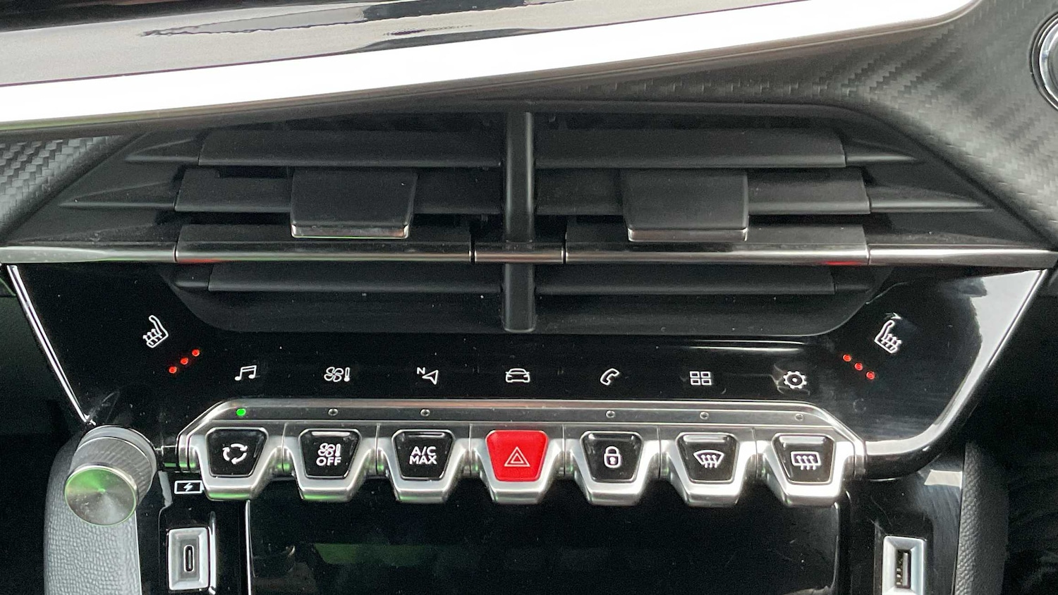 Used Peugeot 2008 2022 for sale - 77859508: Photo 15