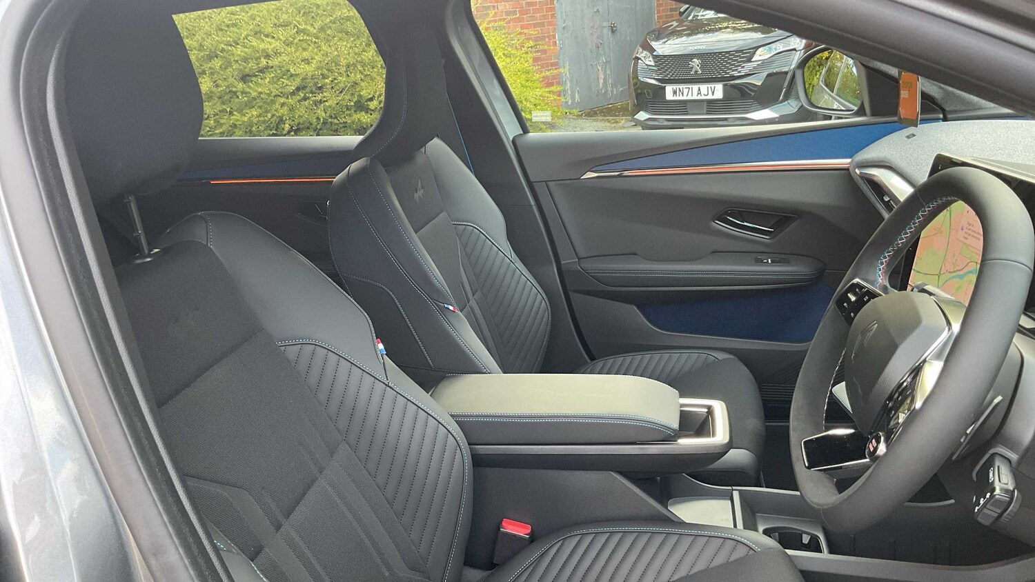 Used Renault Scenic E-Tech 2025 for sale - 77857668: Photo 13