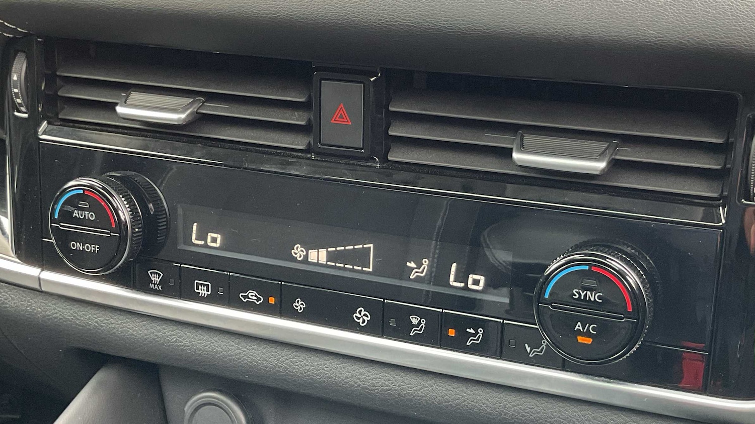 Used Nissan Qashqai 2023 for sale - 77960845: Photo 17