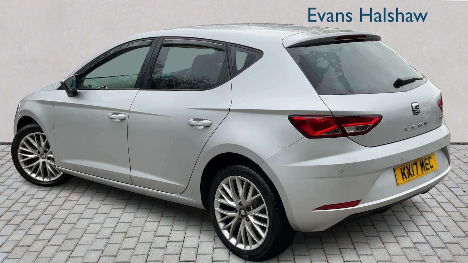 Used SEAT Leon 2017 for sale - 77960729: Photo 2