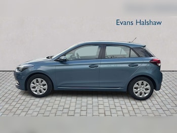 Used Hyundai i20 2015 for sale - 78278630: Photo