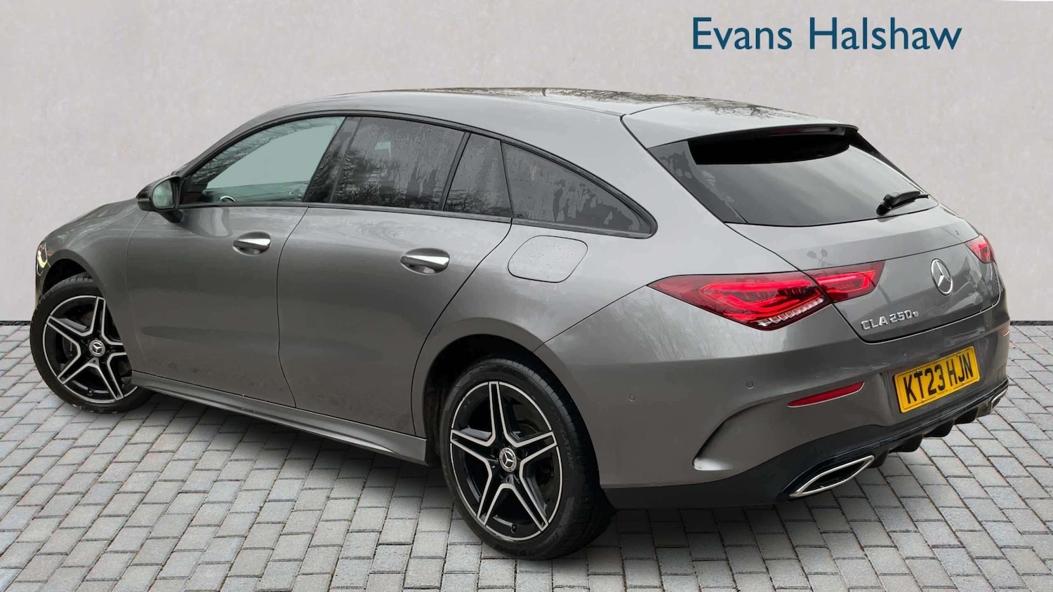 Used Mercedes-Benz CLA 2023 for sale - 77972560: Photo 2