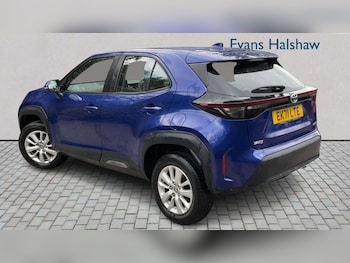 Used Toyota Yaris Cross 2021 for sale - 79294935: Photo