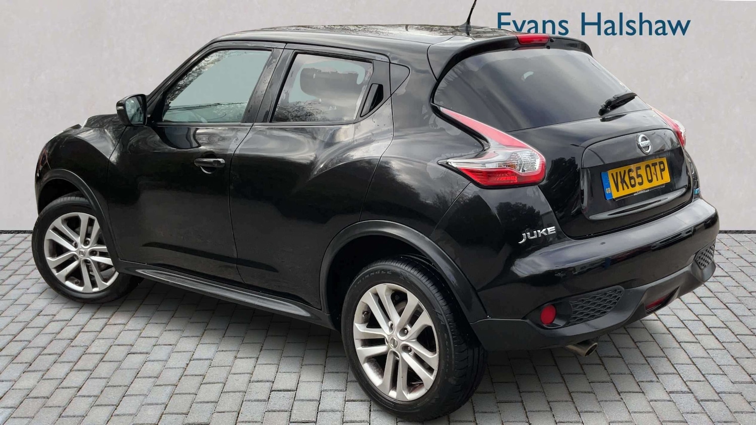 Used Nissan Juke 2015 for sale - 77943437: Photo 2