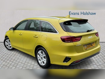 Used Kia Ceed 2023 for sale - 78591580: Photo