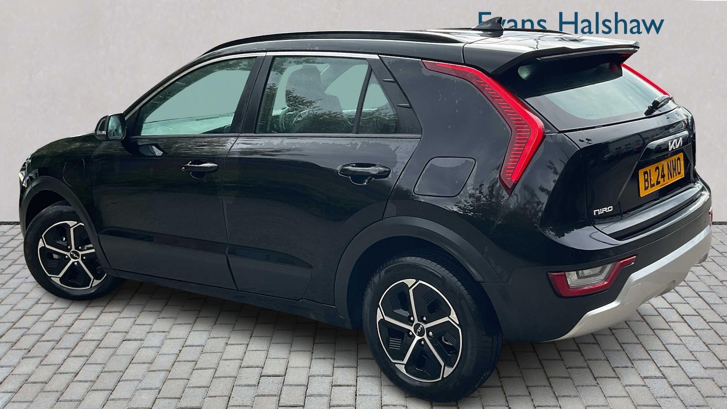 Used Kia Niro for sale - 77857372: Photo 2